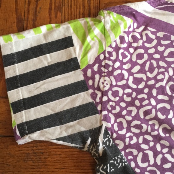 10 Deep Tee - Picture 4 of 5